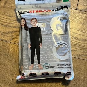 32 Degrees kids set NWT size XL